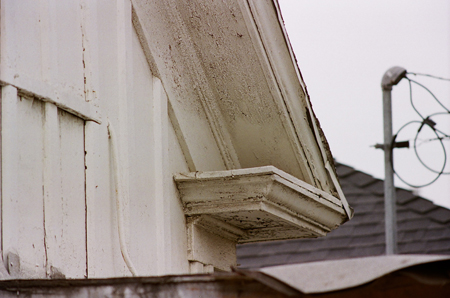 eaves_detail
